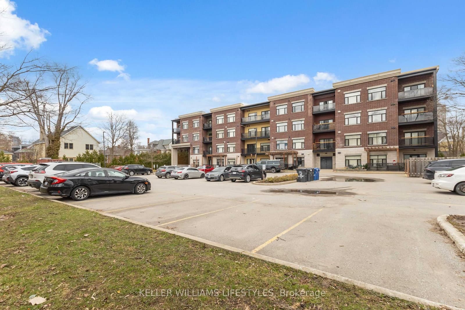 89 RIDOUT Street S, Unit 305 thumbnail 44