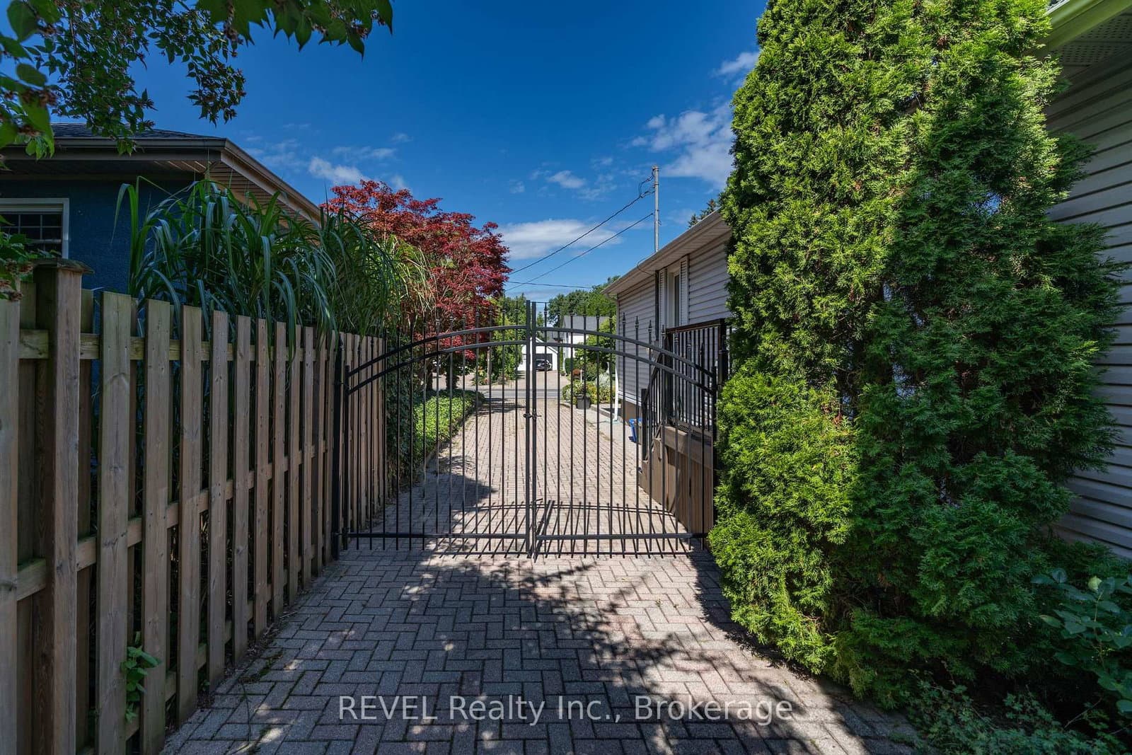 522 Mississagua Road thumbnail 3