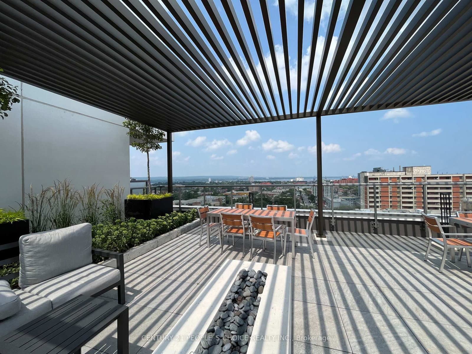 212 King William Street, Unit 703 thumbnail 38