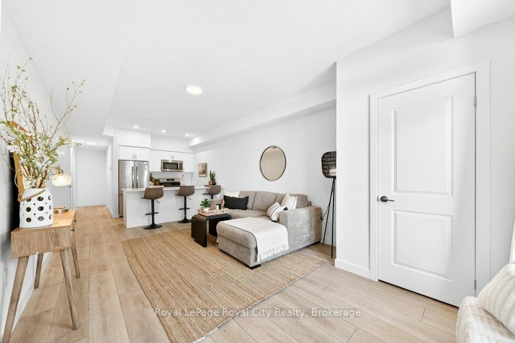 #162 - 824 Woolwich Street