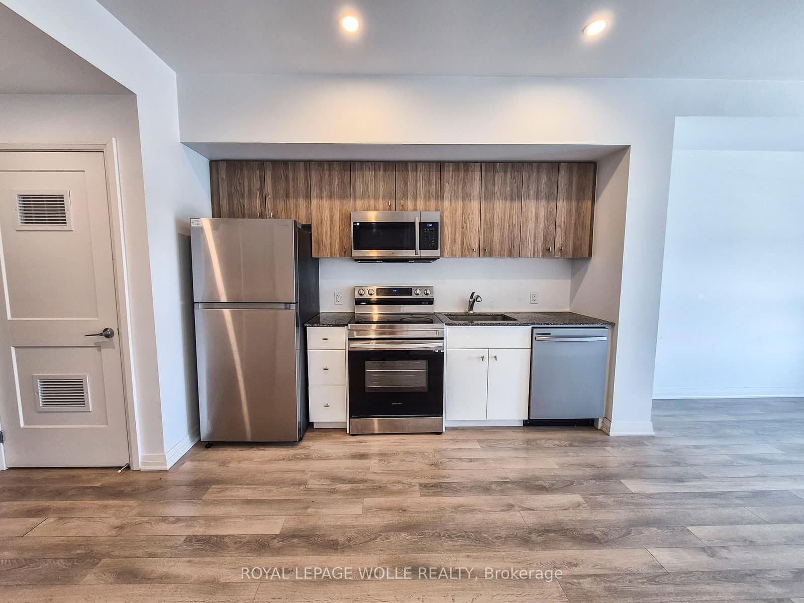 #511 - 101 Golden Eagle Road