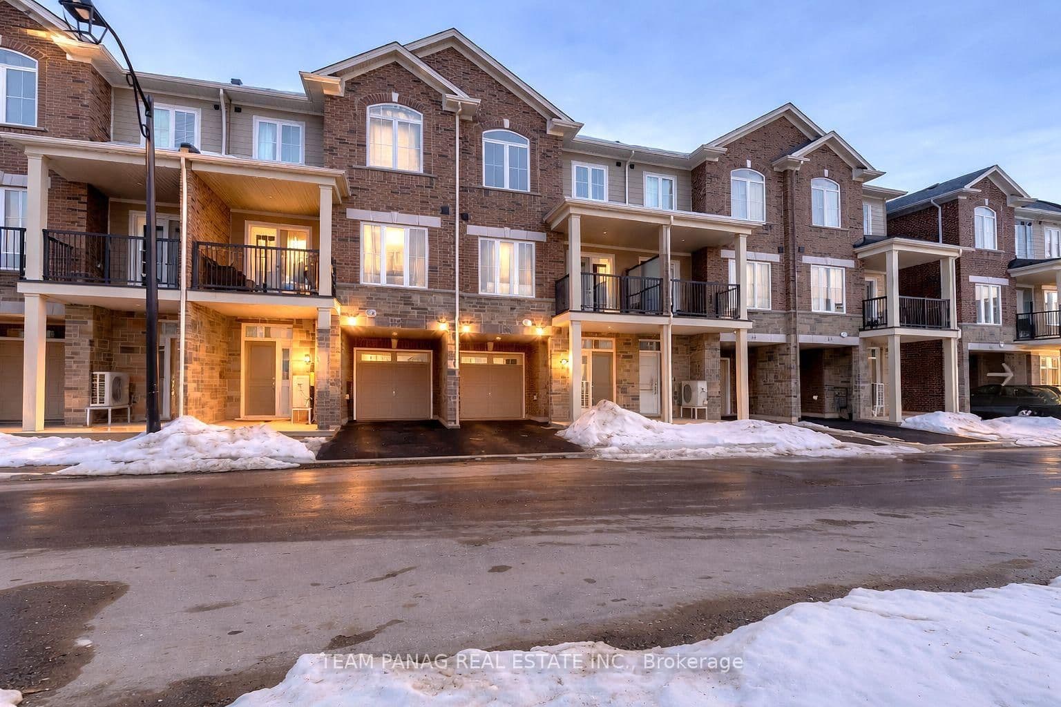 #126 - 677 Park Road N