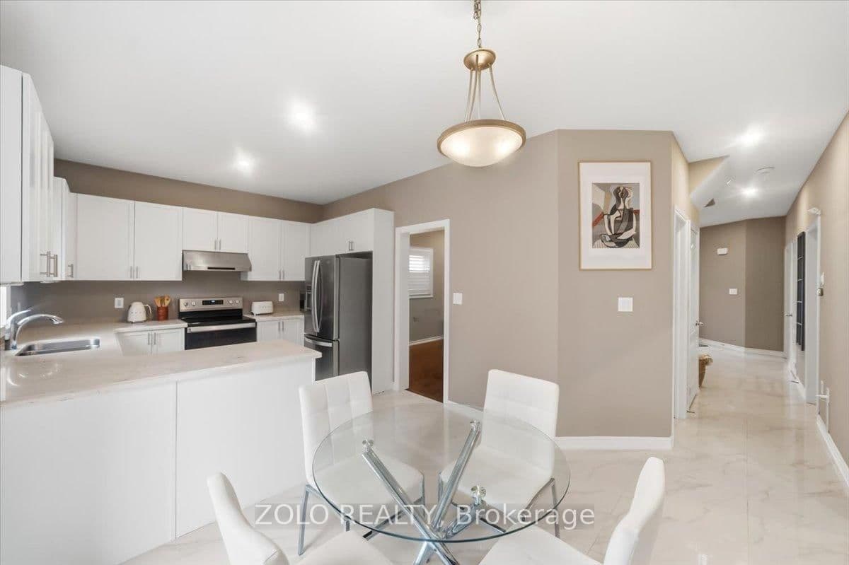52 Claxton Crescent thumbnail 6