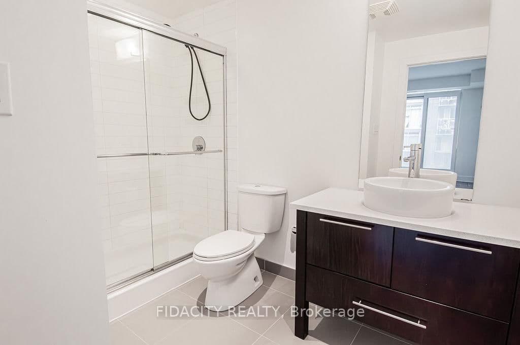 101 Richmond Road, Unit 320 thumbnail 14