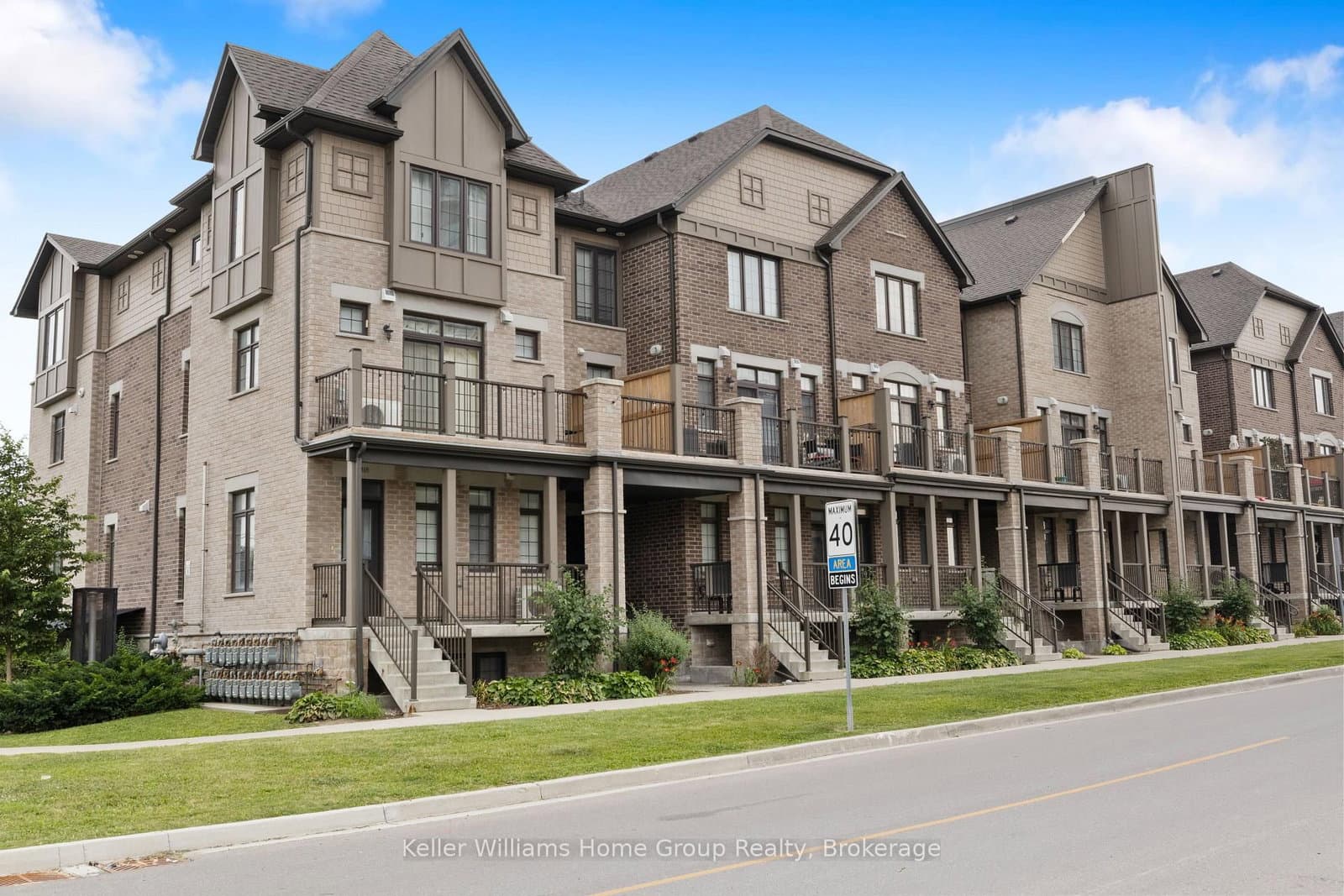 333 Gosling Gardens, Unit 314 thumbnail 3