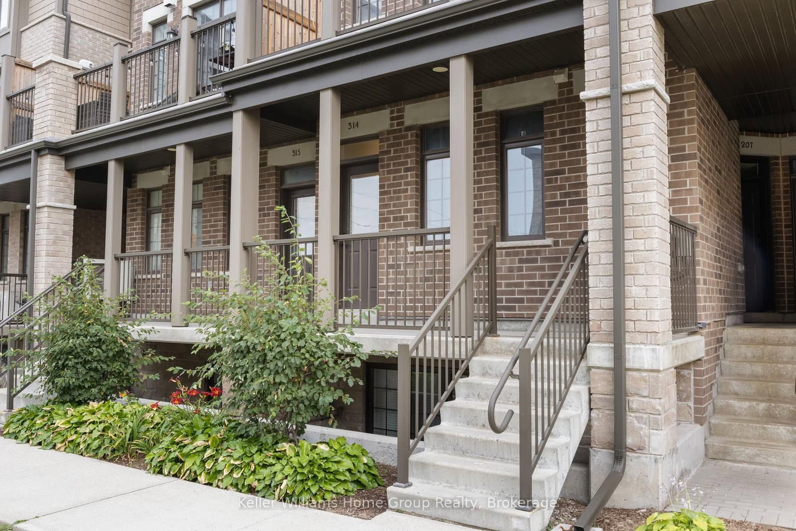 333 Gosling Gardens, Unit 314 thumbnail 5