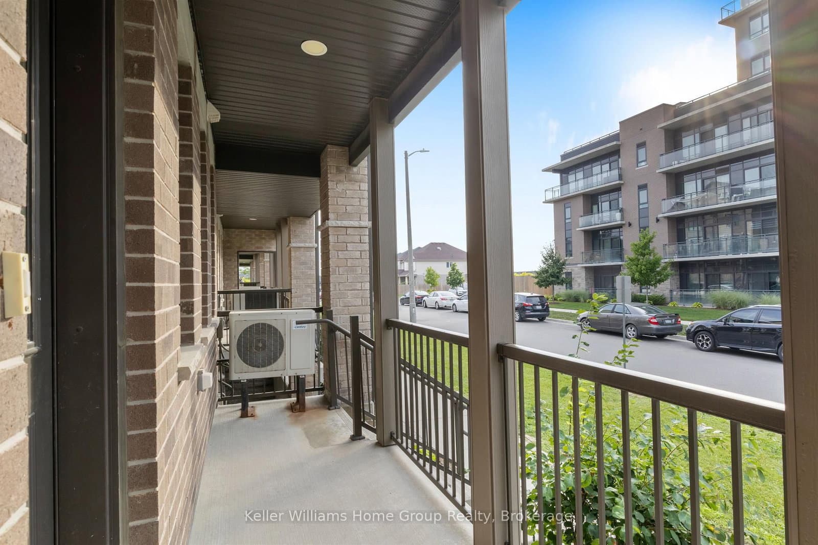 333 Gosling Gardens, Unit 314 thumbnail 6