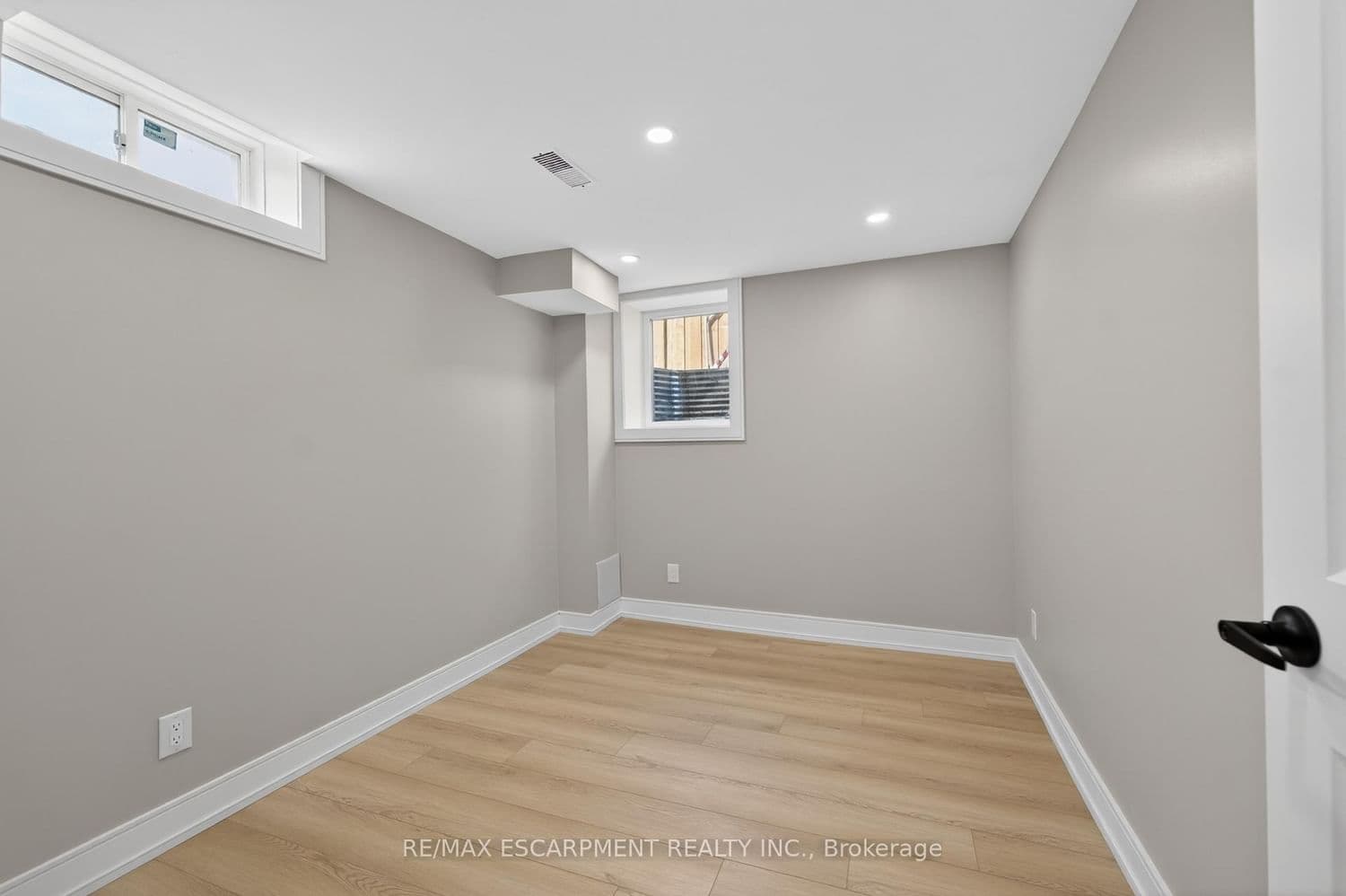 325 PROVIDENT Way, Unit BASEMENT thumbnail 19