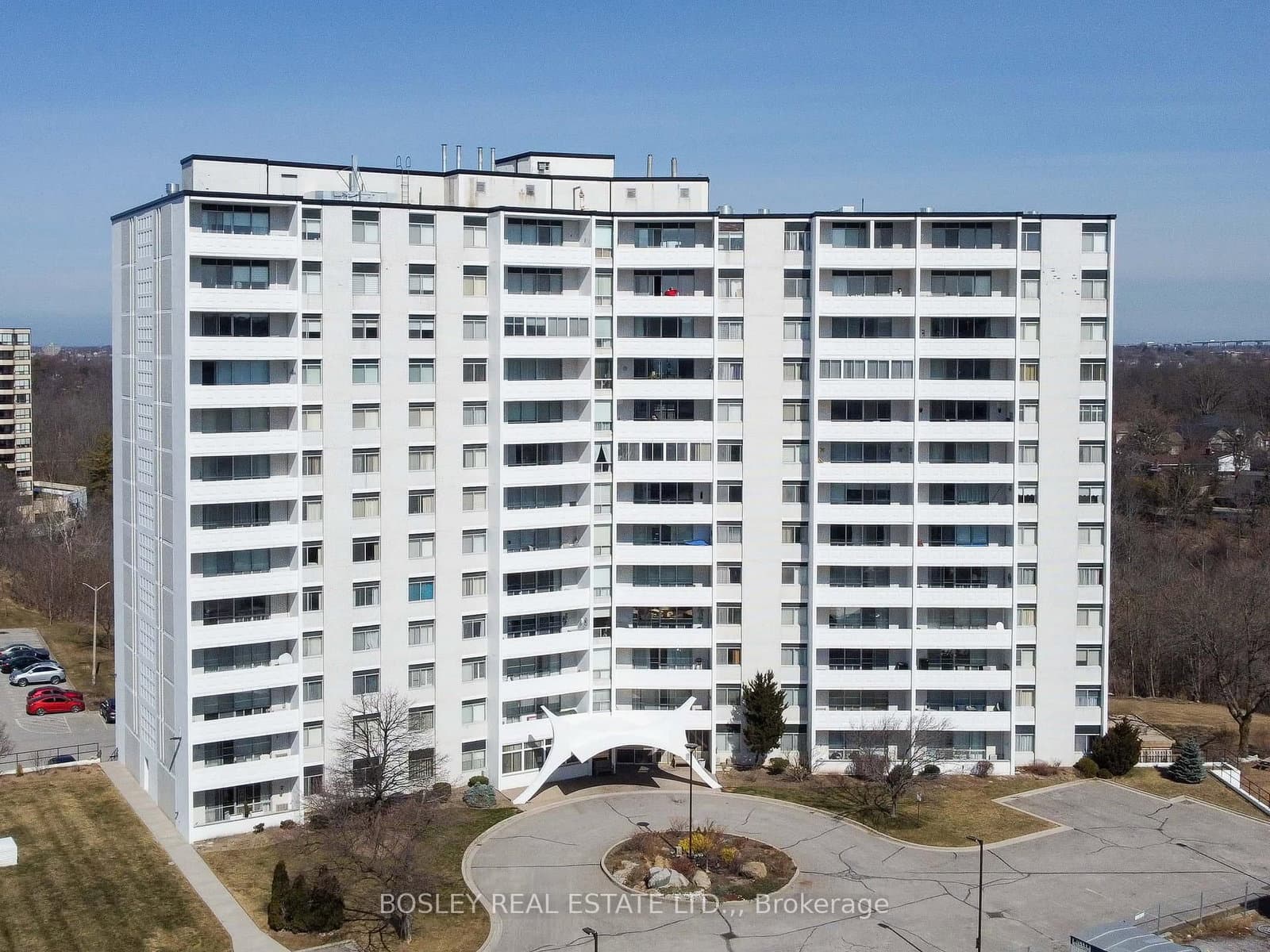 #808 - 15 Towering Heights Boulevard