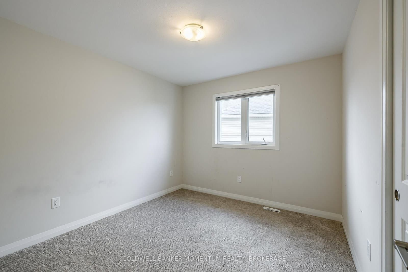 155 Bur Oak Drive thumbnail 17