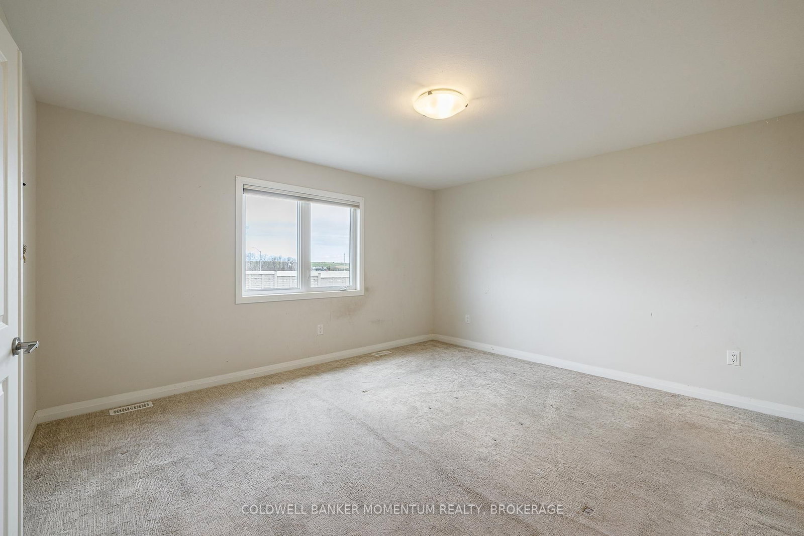 155 Bur Oak Drive thumbnail 20