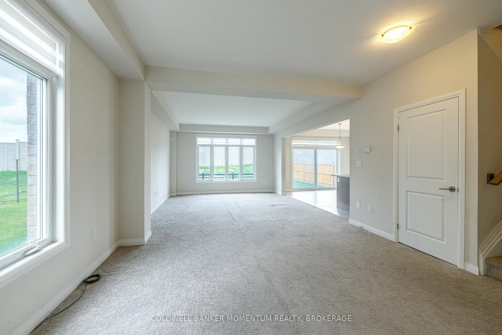 155 Bur Oak Drive thumbnail 7