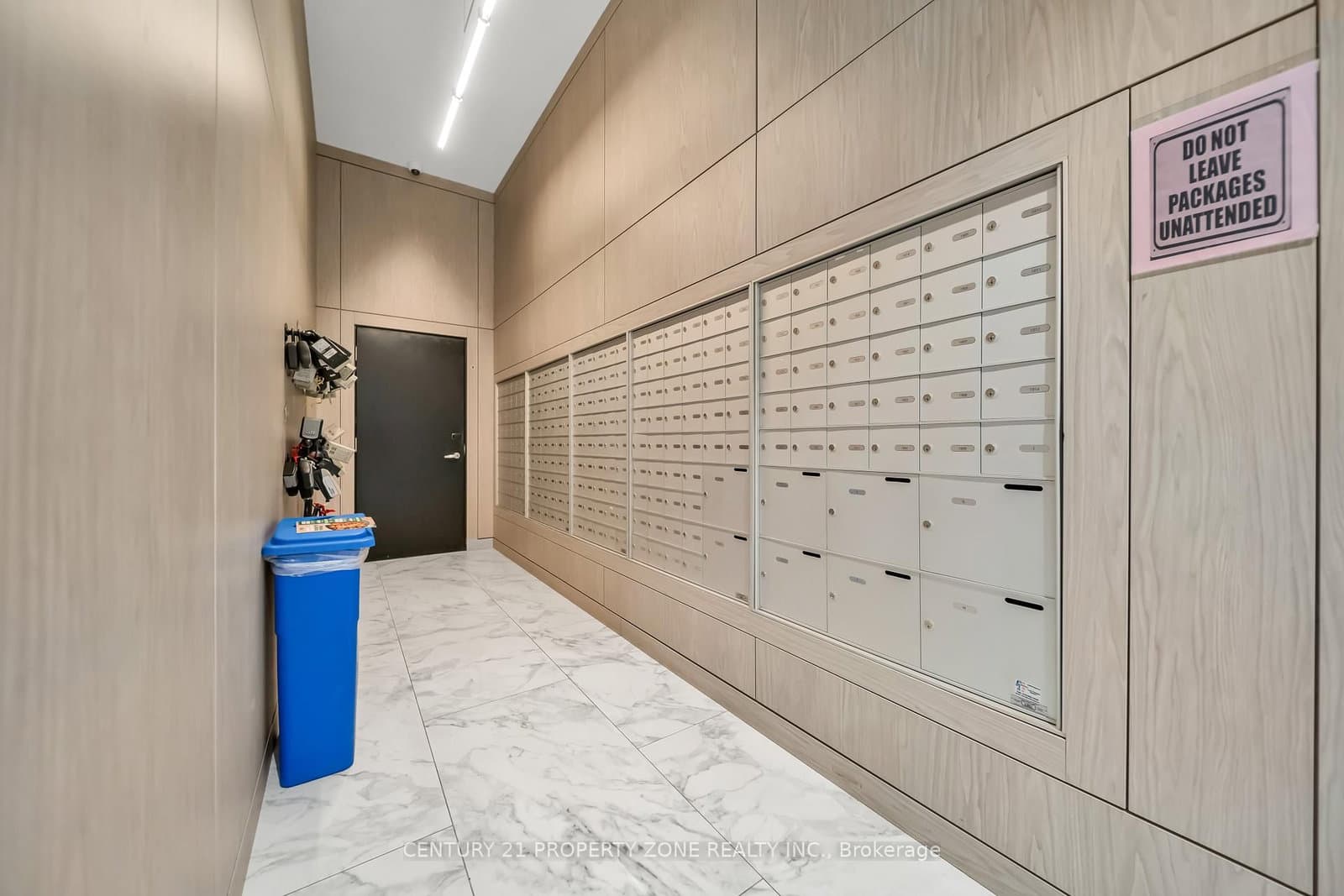 5 WELLINGTON Street, Unit 1612 thumbnail 33