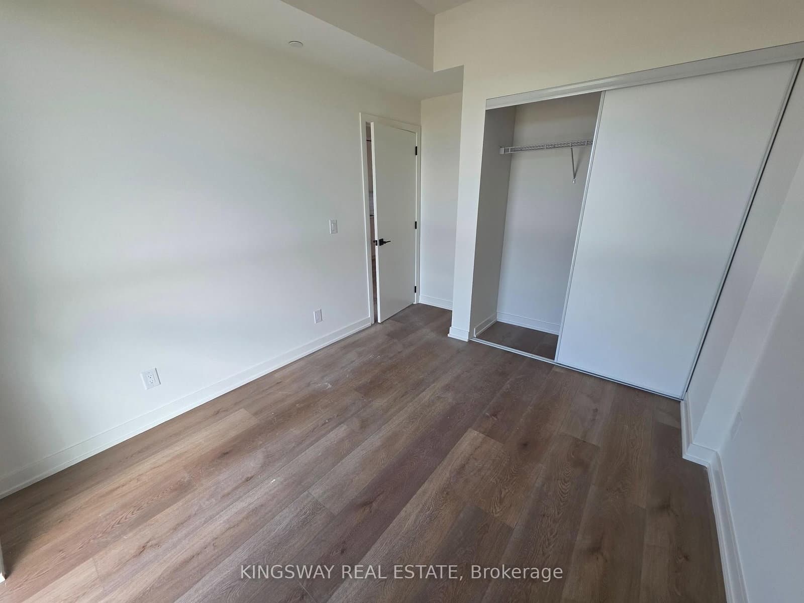 33 Erie Ave Avenue, Unit 1212 thumbnail 13