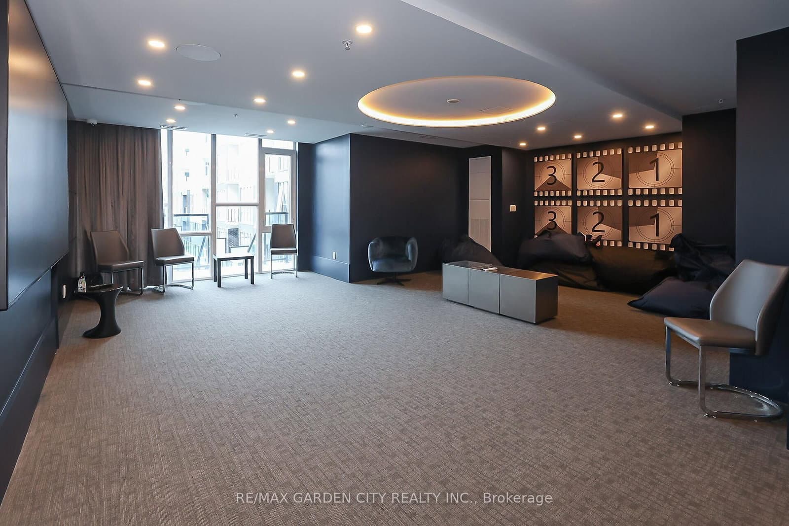 16 Concord Place, Unit 431 thumbnail 7