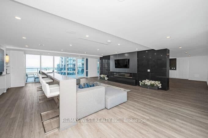 16 Concord Place, Unit 615 thumbnail 27