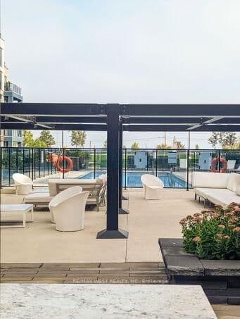16 Concord Place, Unit 615 thumbnail 35