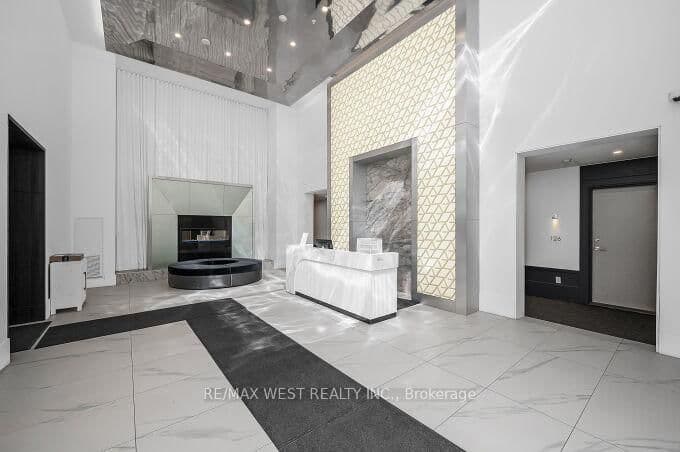 16 Concord Place, Unit 615 thumbnail 6