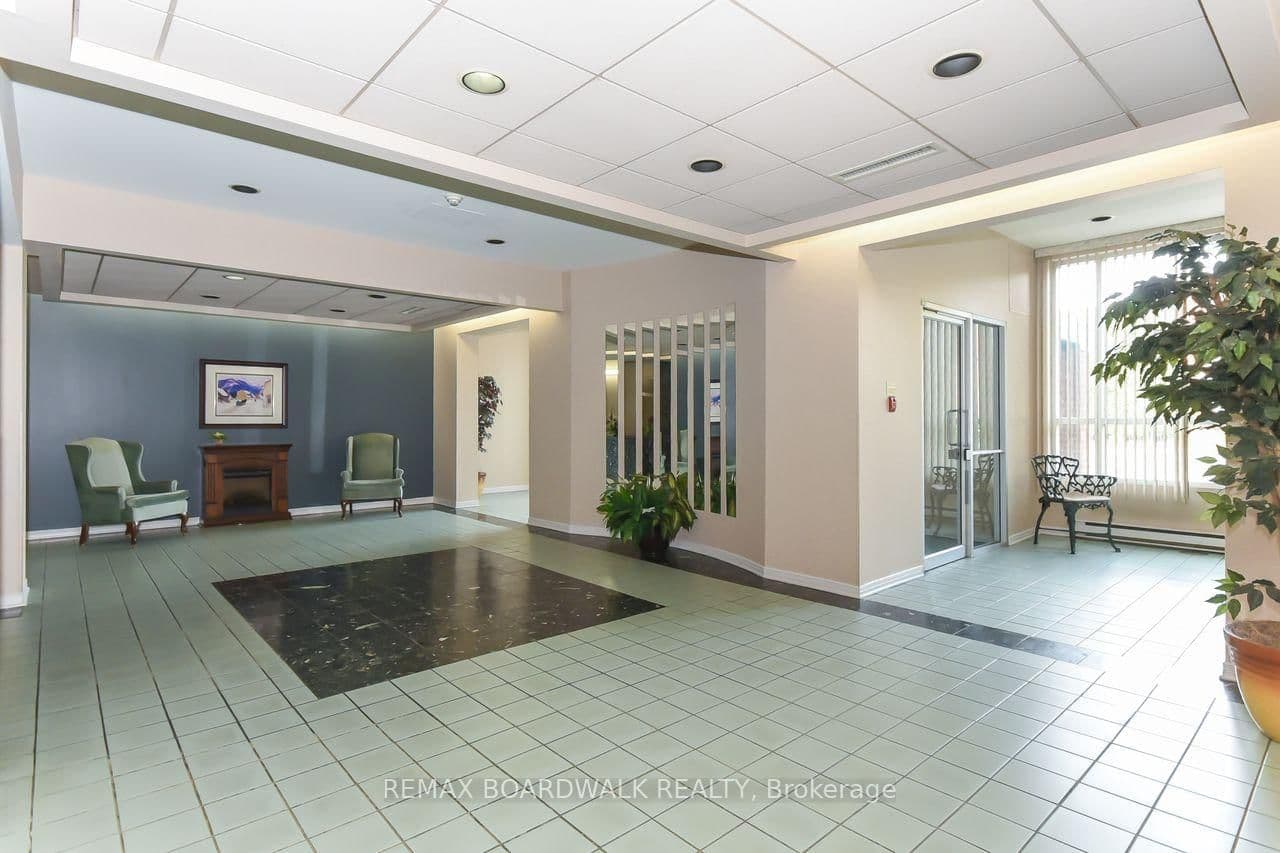 330 Centrum Boulevard, Unit 206 thumbnail 5