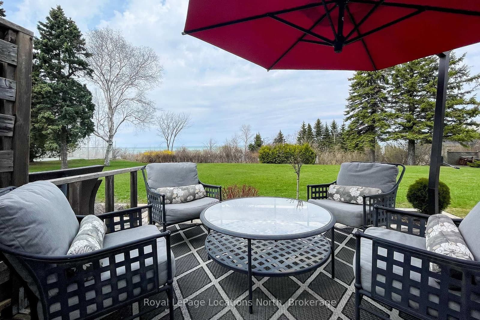 139 Lakeshore Road E, Unit 6 thumbnail 3