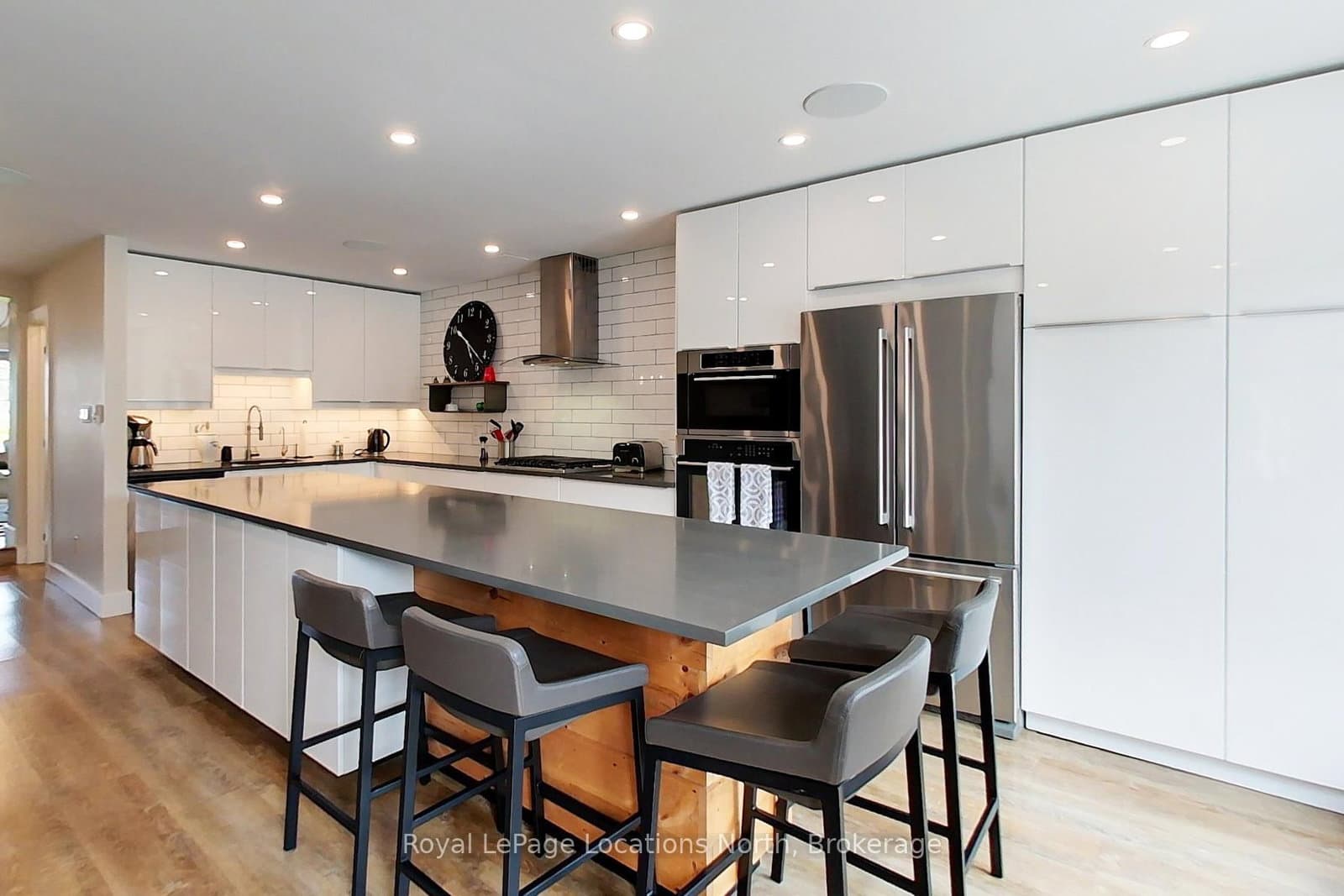 139 Lakeshore Road E, Unit 6 thumbnail 6