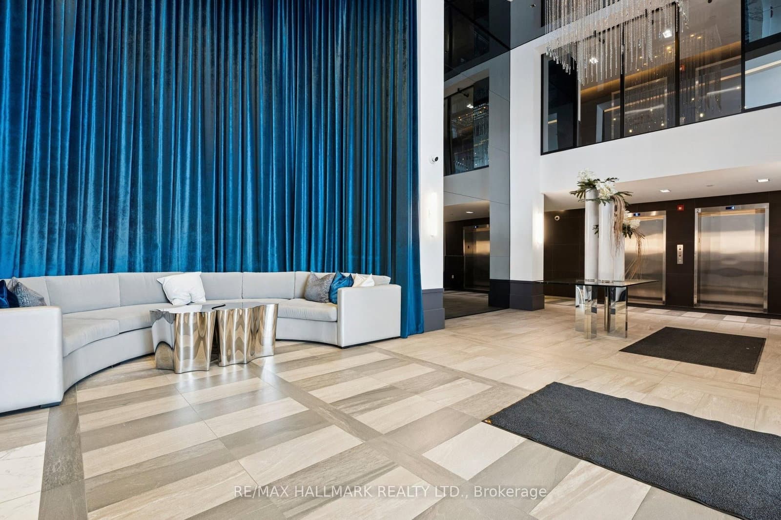 10 Concord Place, Unit 409 thumbnail 4