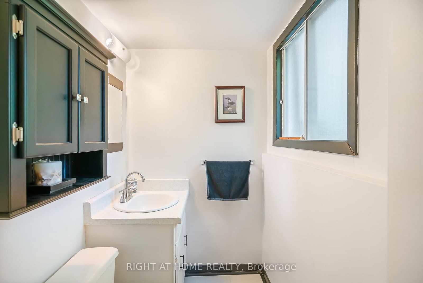 225 Anne Street thumbnail 28