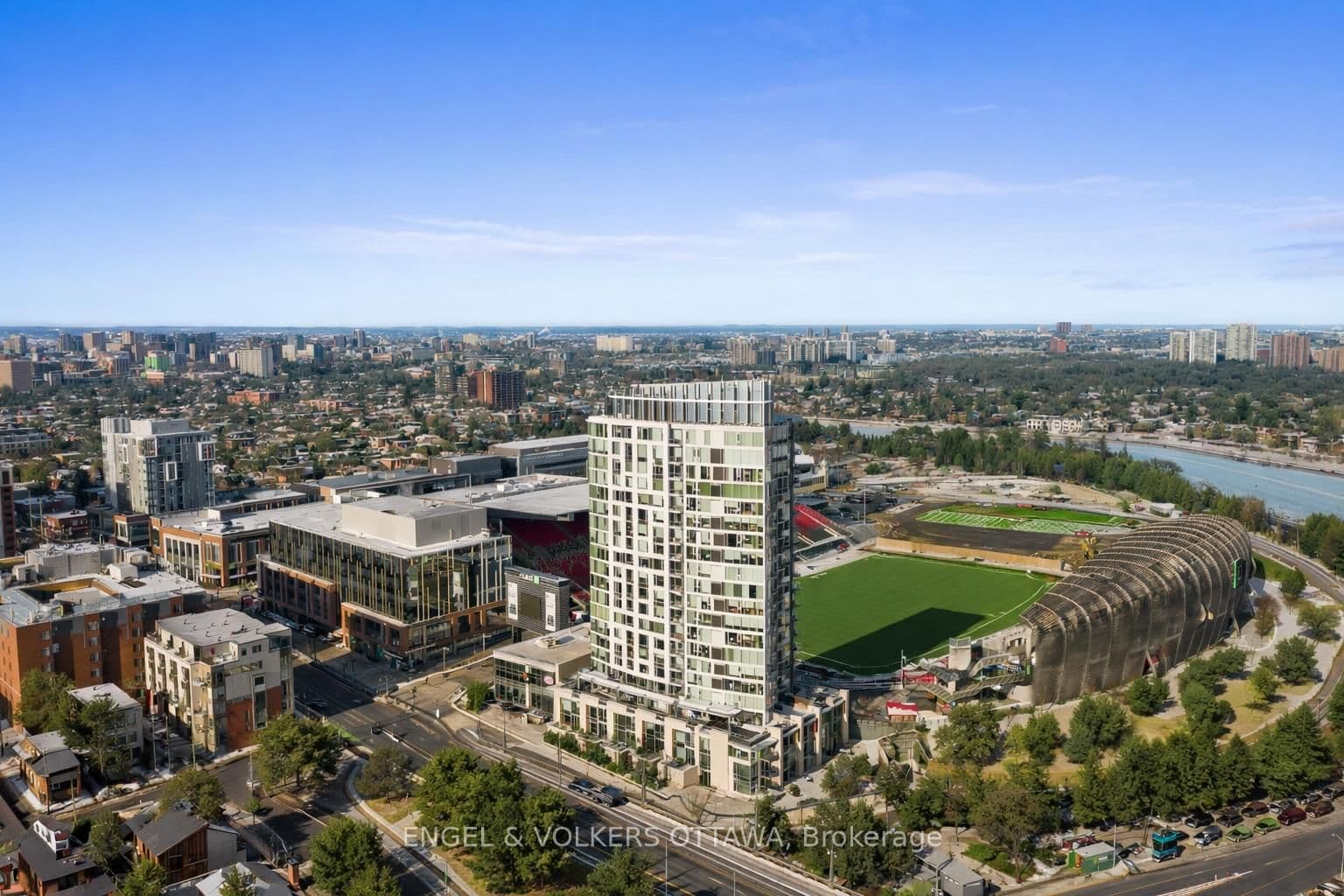 #110 - 1035 Bank Street