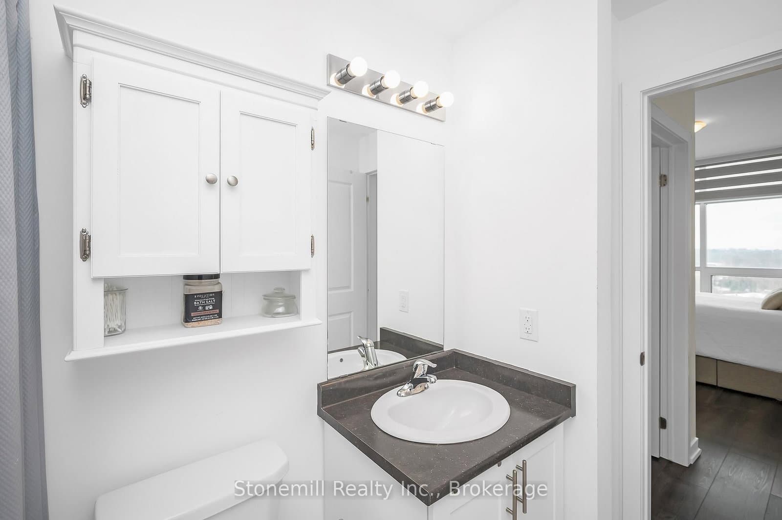 450 Dundas Street E, Unit 701 thumbnail 25