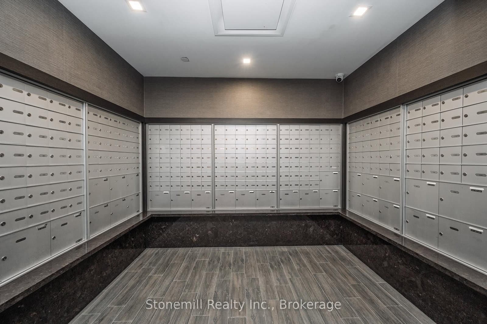 450 Dundas Street E, Unit 701 thumbnail 28
