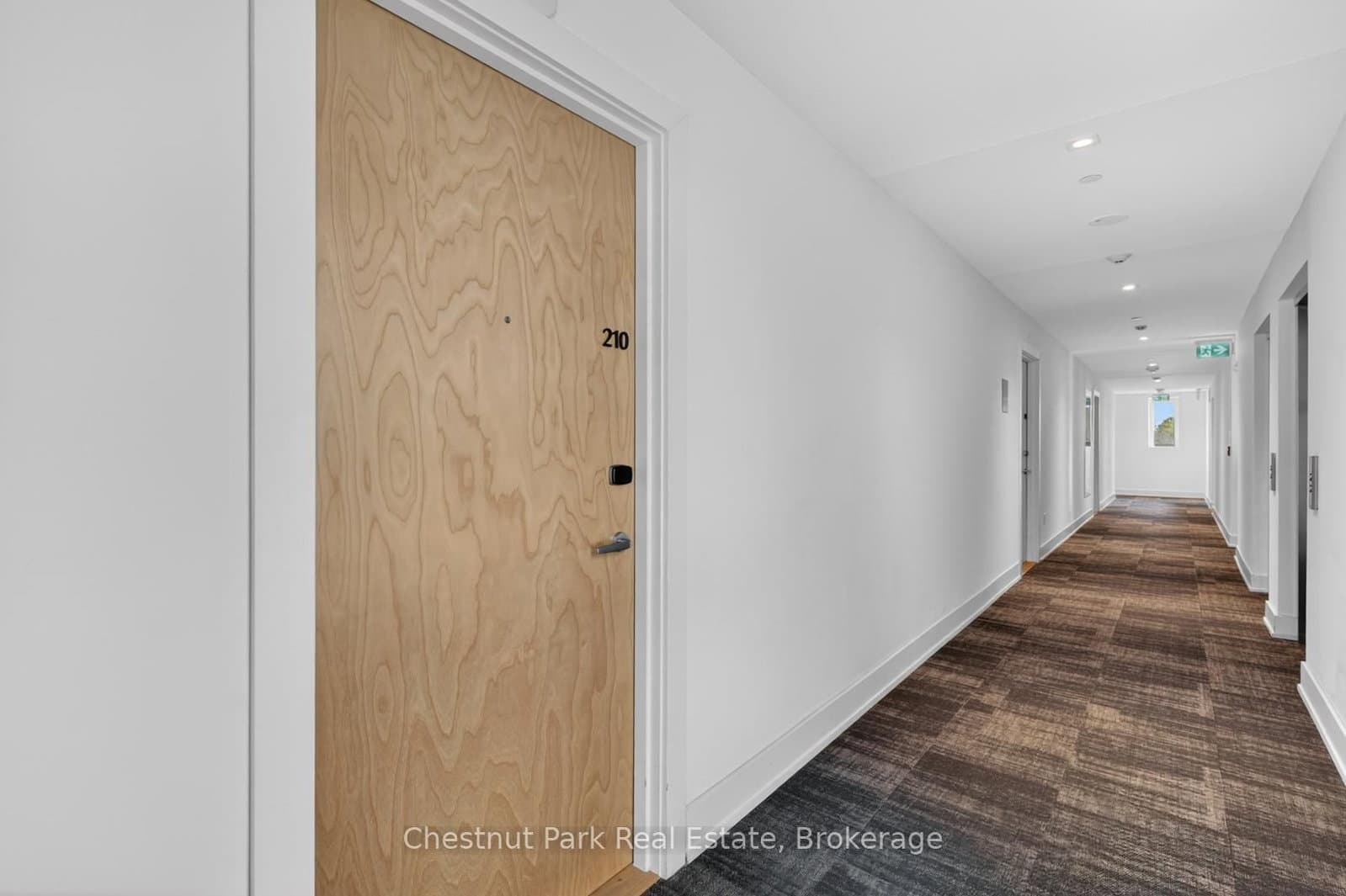120 Carrick Trail, Unit 210 thumbnail 4