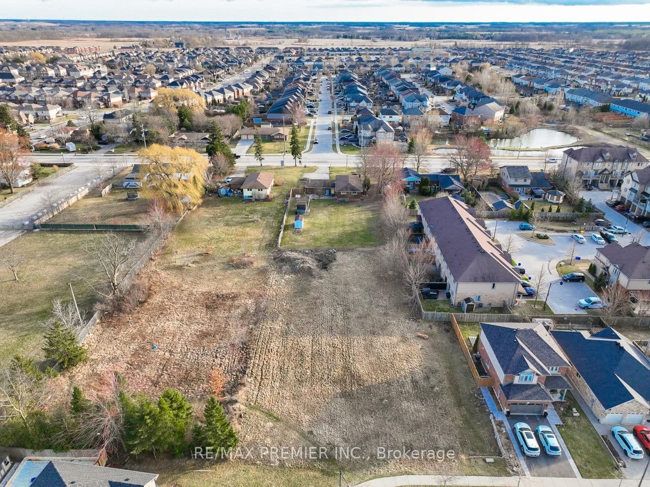 3140-3150 Binbrook Road thumbnail 2
