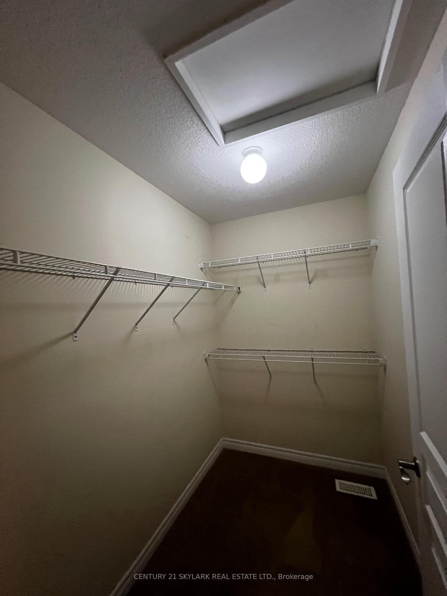 96 CHARLESWOOD Crescent thumbnail 16