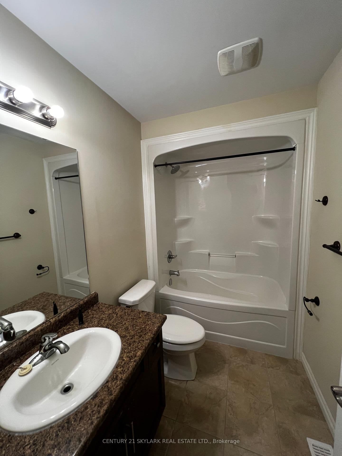 96 CHARLESWOOD Crescent thumbnail 19