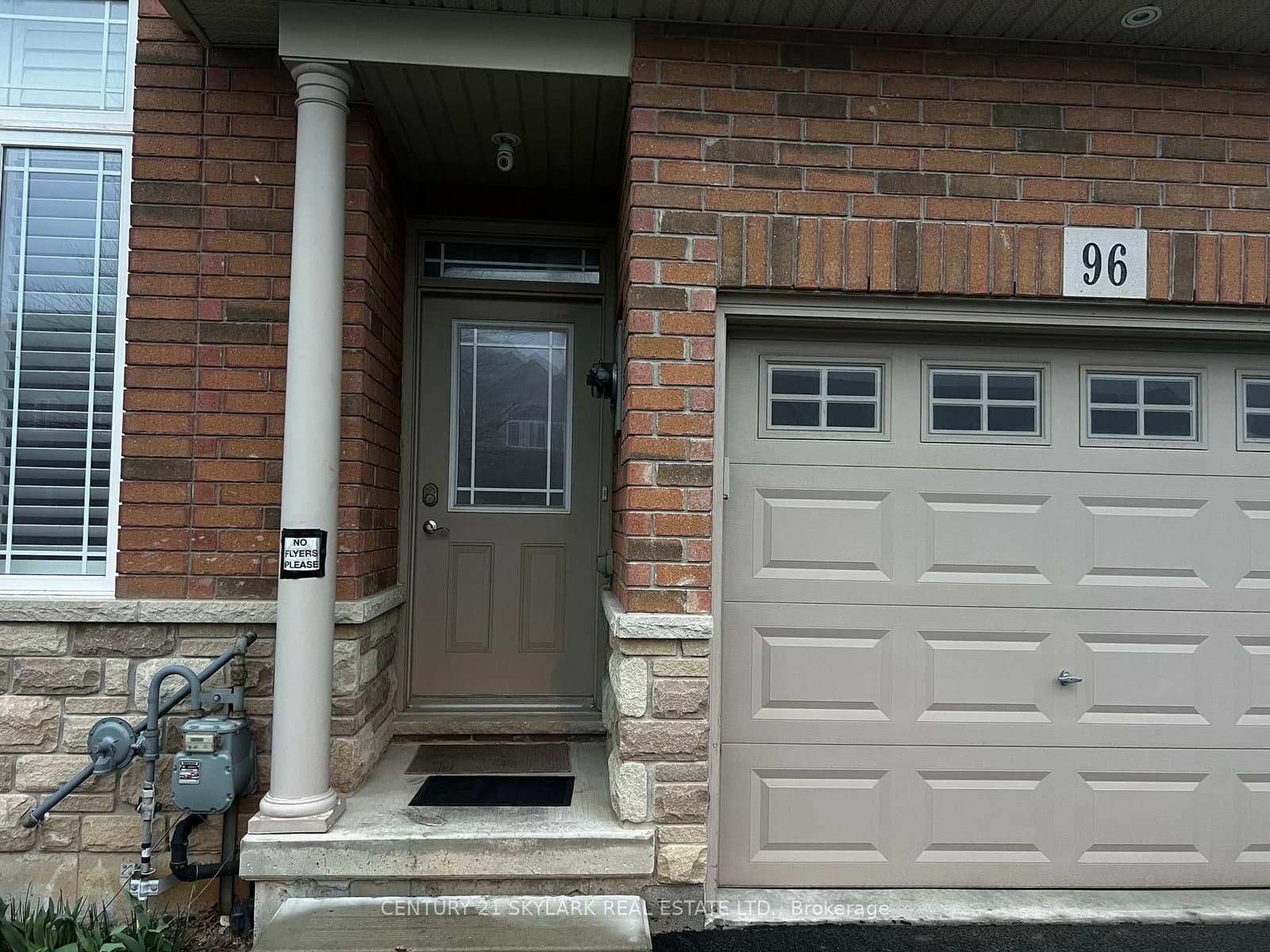 96 CHARLESWOOD Crescent thumbnail 3