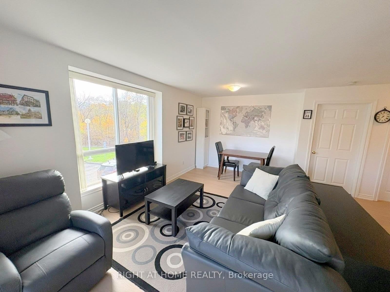 2000 Creekside Drive, Unit 202 thumbnail 3