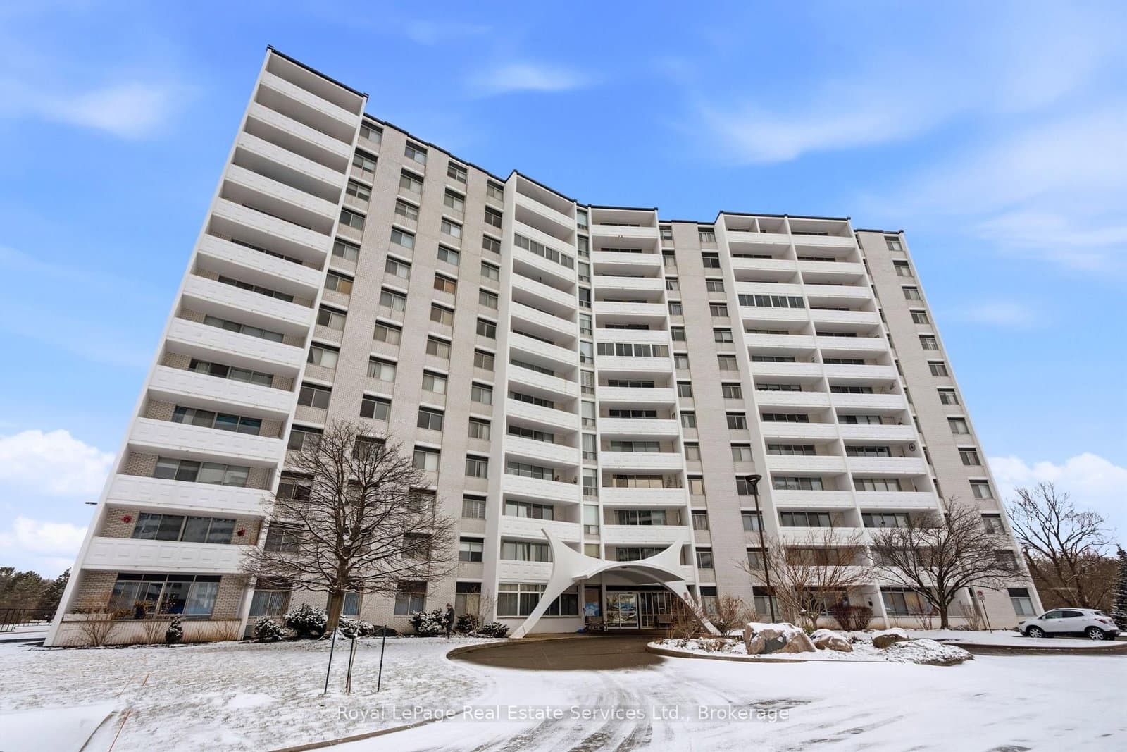 #102 - 15 Towering Heights Boulevard