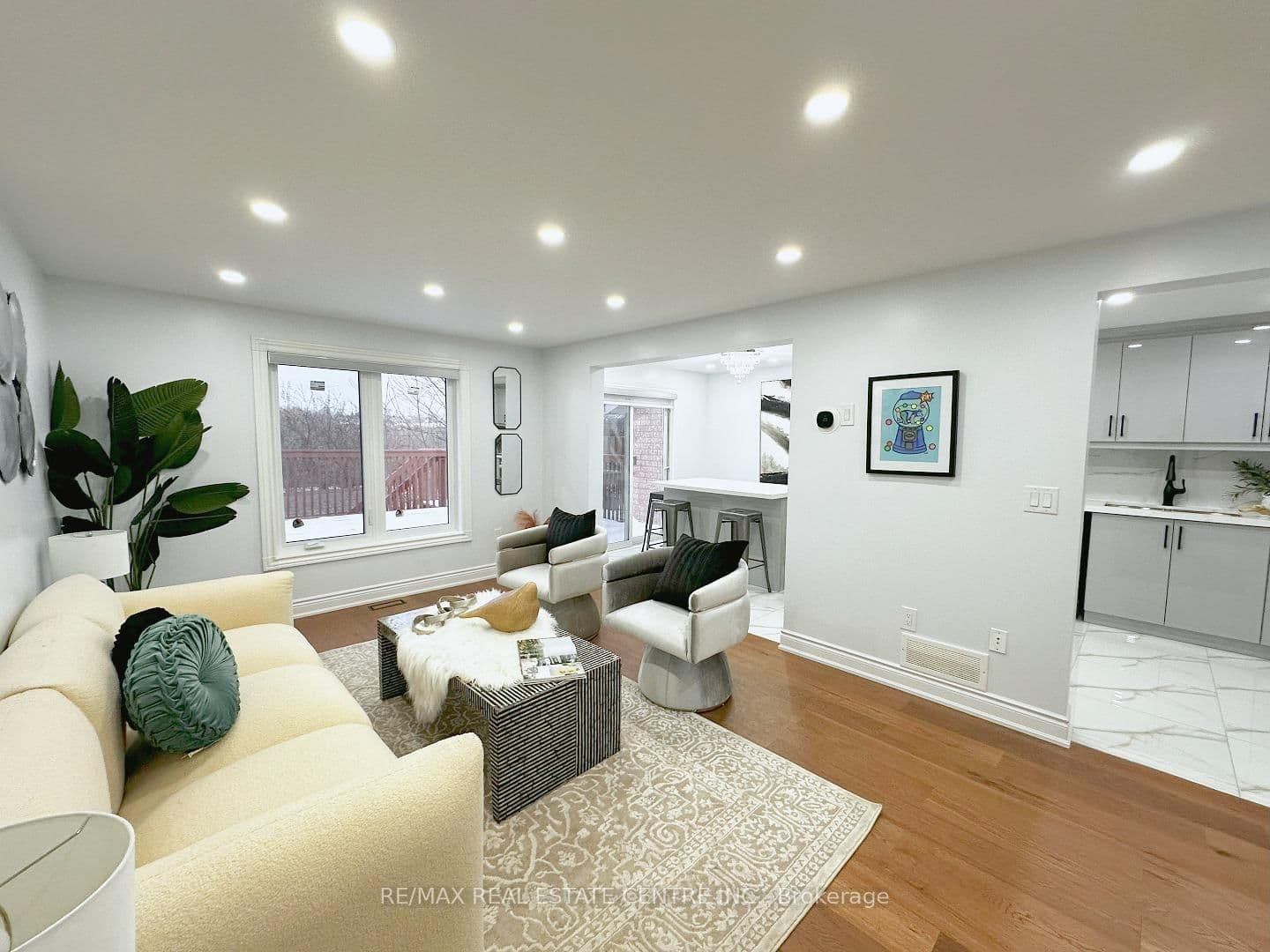 498 BANKSIDE Drive thumbnail 7
