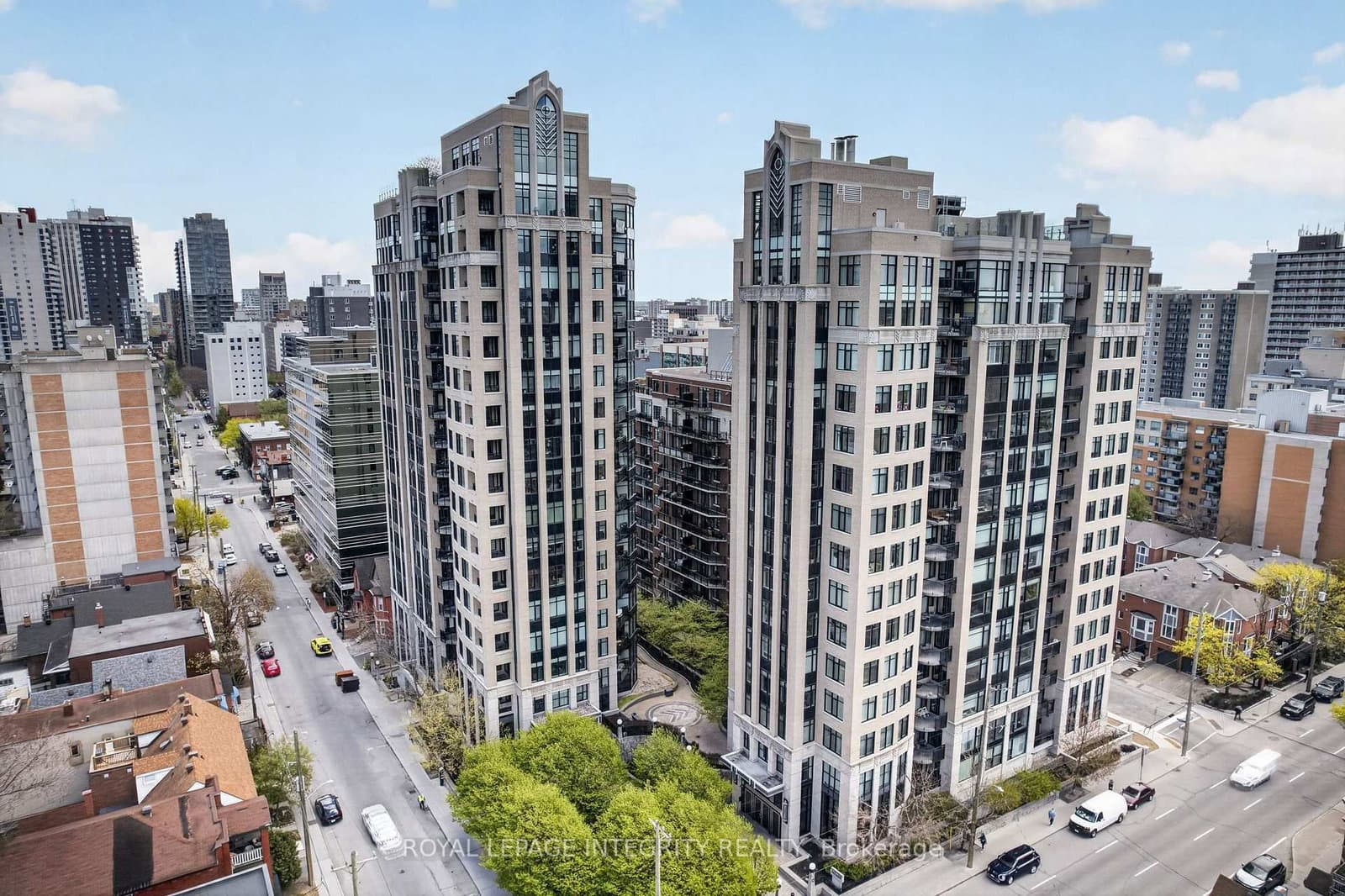 #1612 - 235 Kent Street