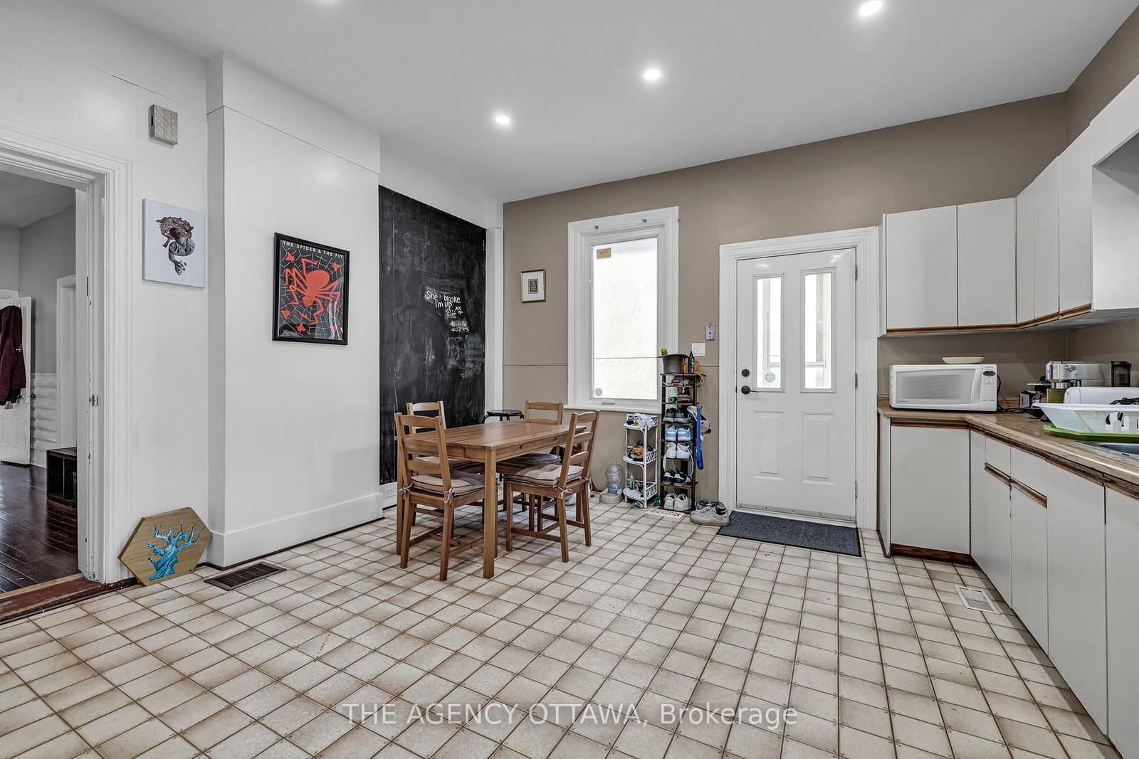 57 LEES Avenue thumbnail 18