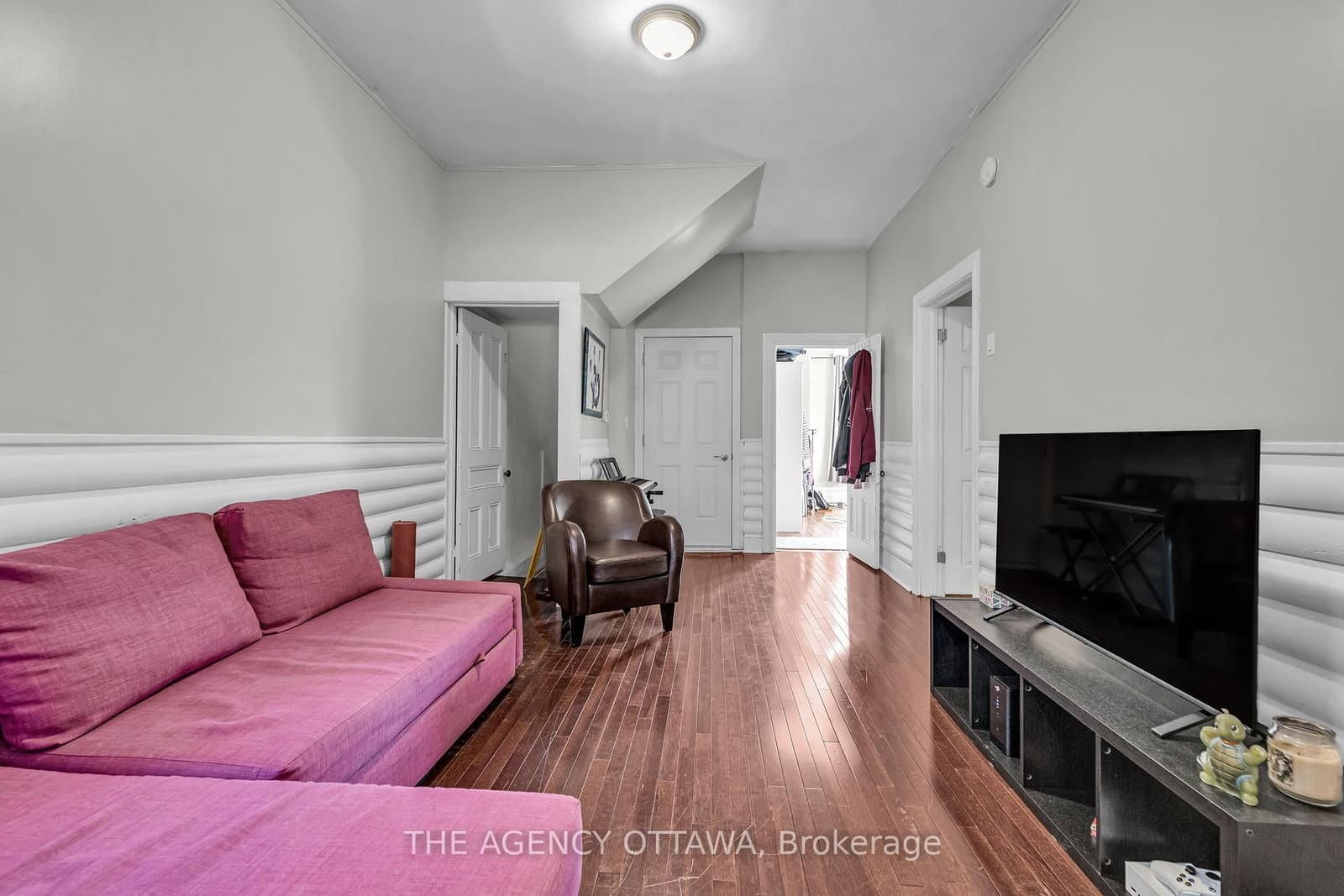 57 LEES Avenue thumbnail 9
