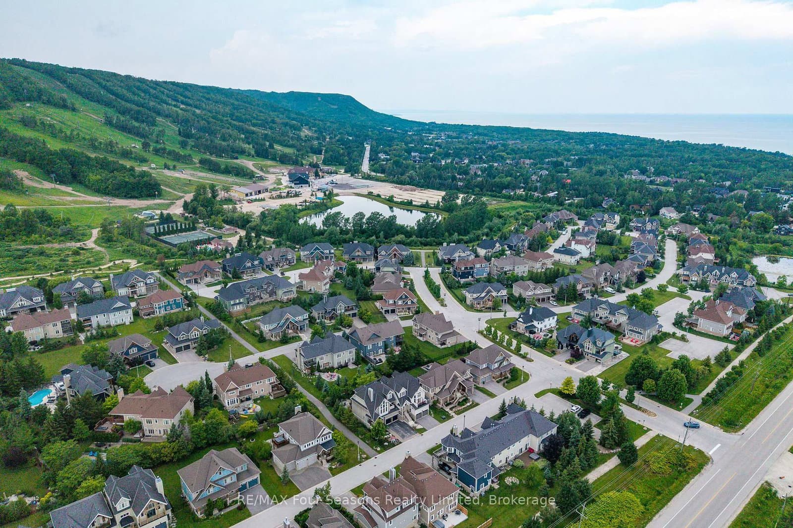 106 Venture Boulevard thumbnail 33