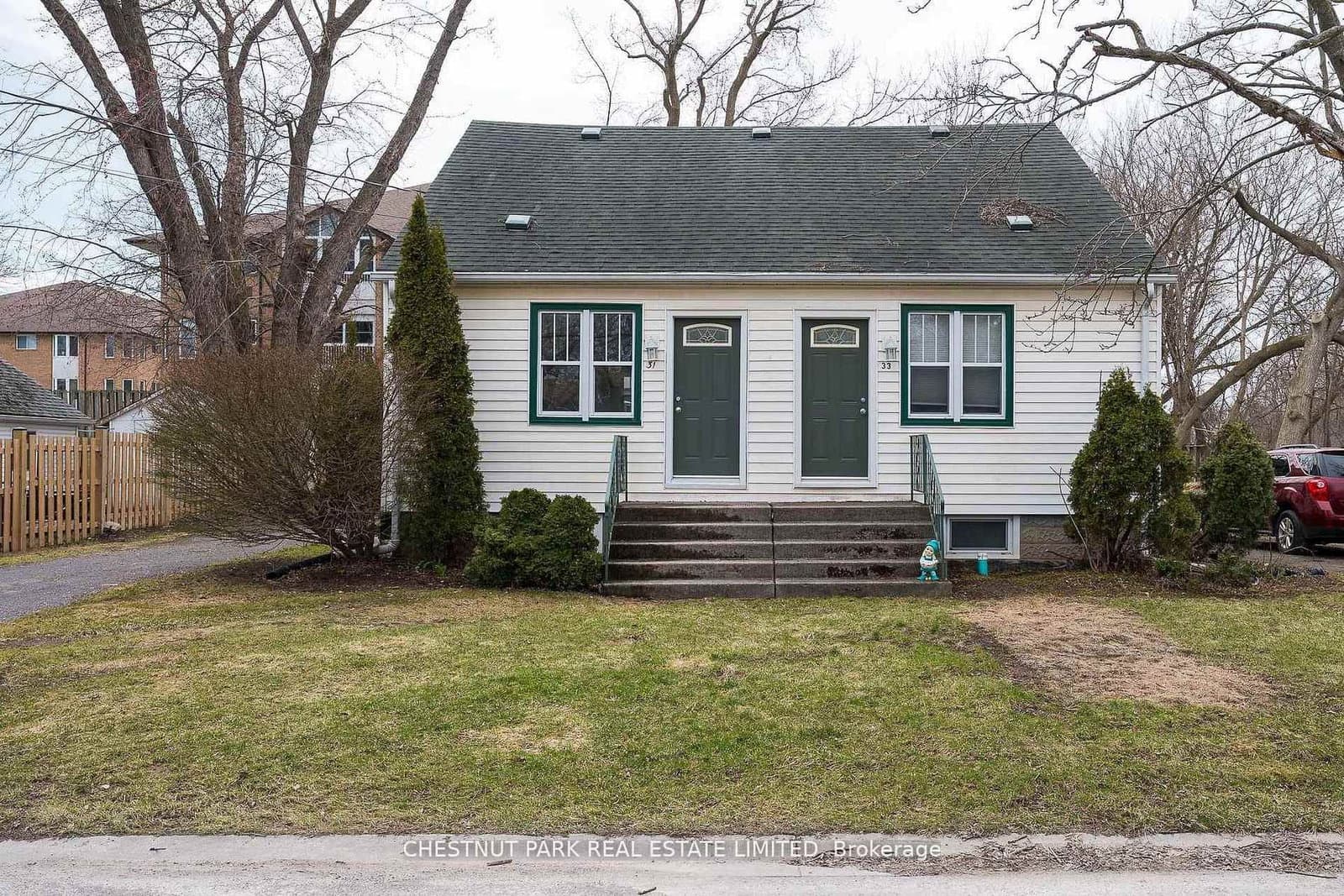 31-33 Washburn Street - Image 1