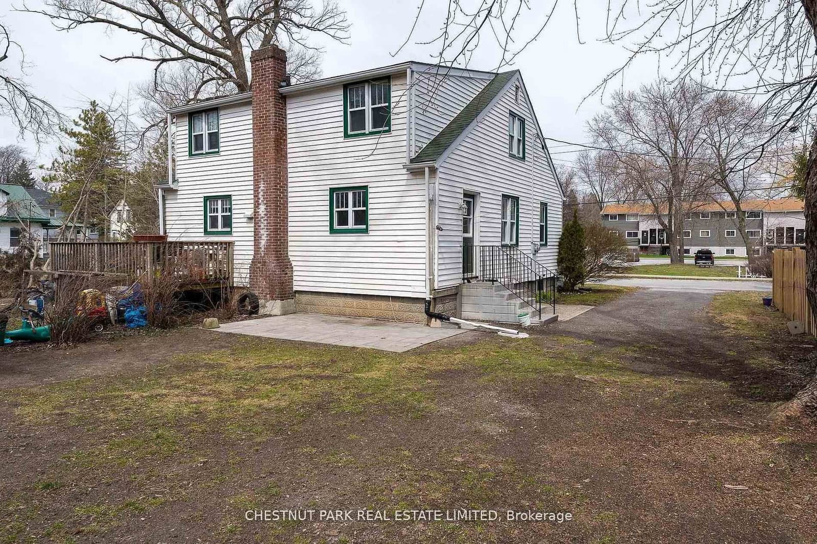 31-33 Washburn Street thumbnail 15