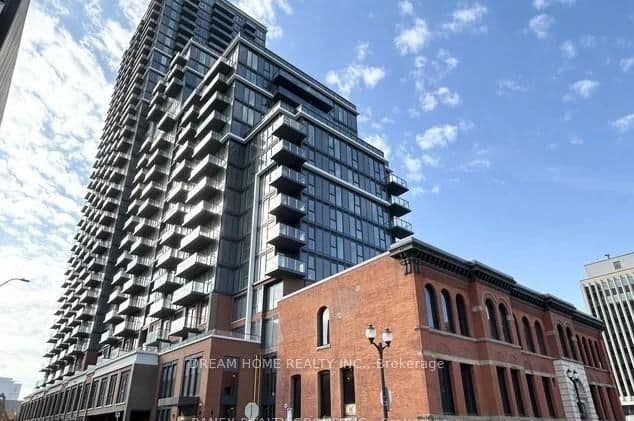 75 James Street S, Unit 1810