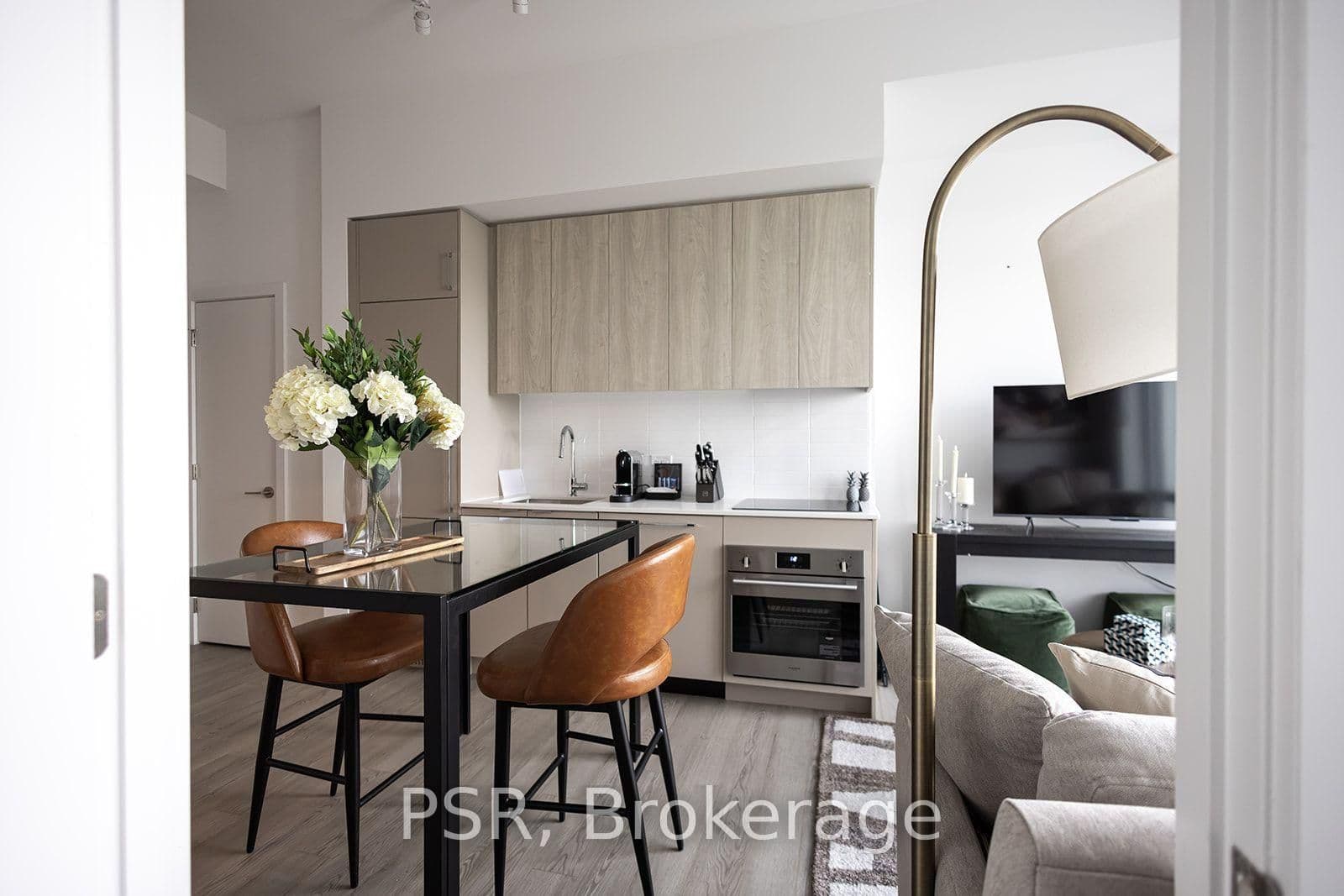100 Carrick Trail, Unit 607 thumbnail 2