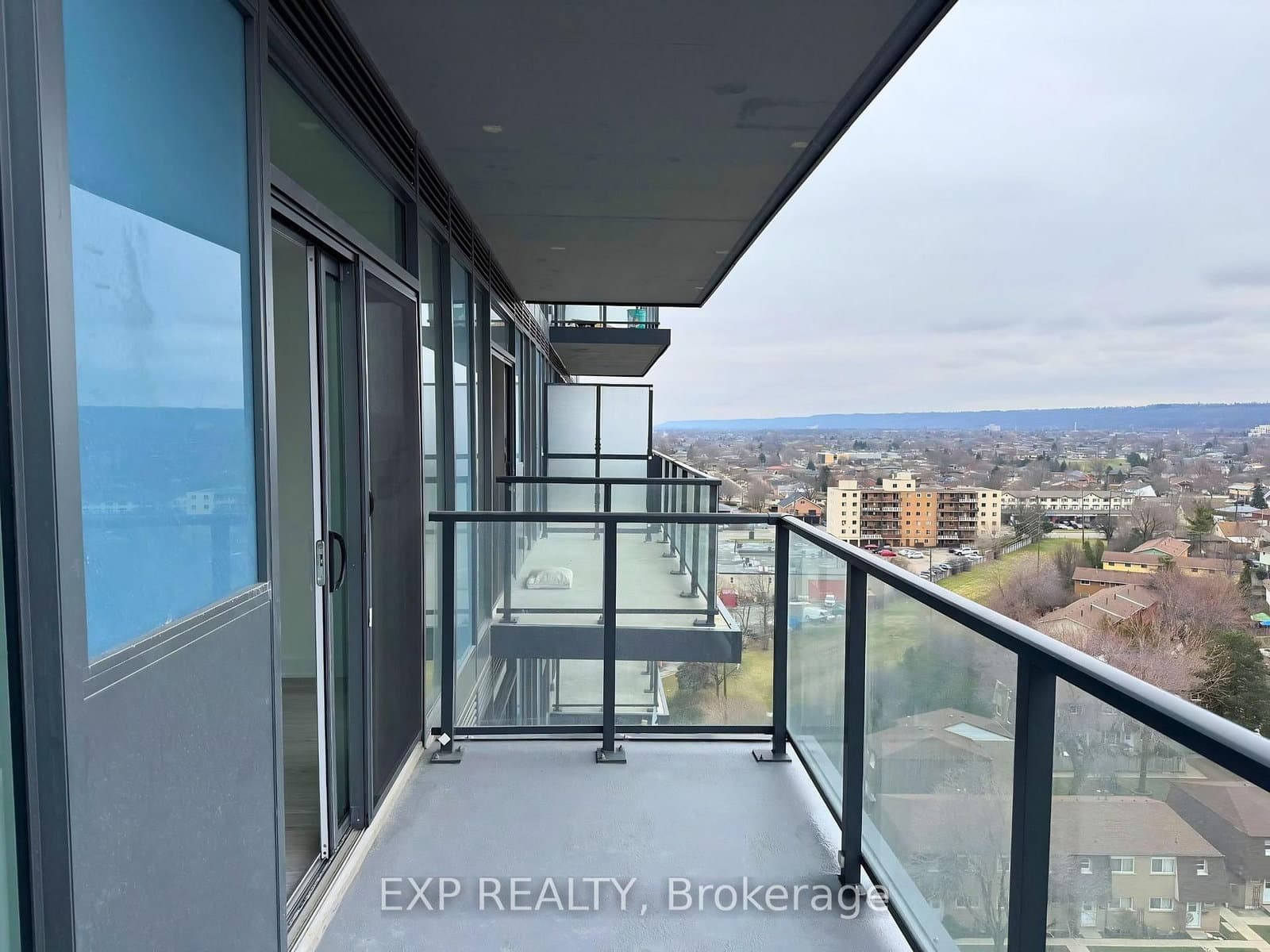2782 Barton Street E, Unit 1019 thumbnail 2