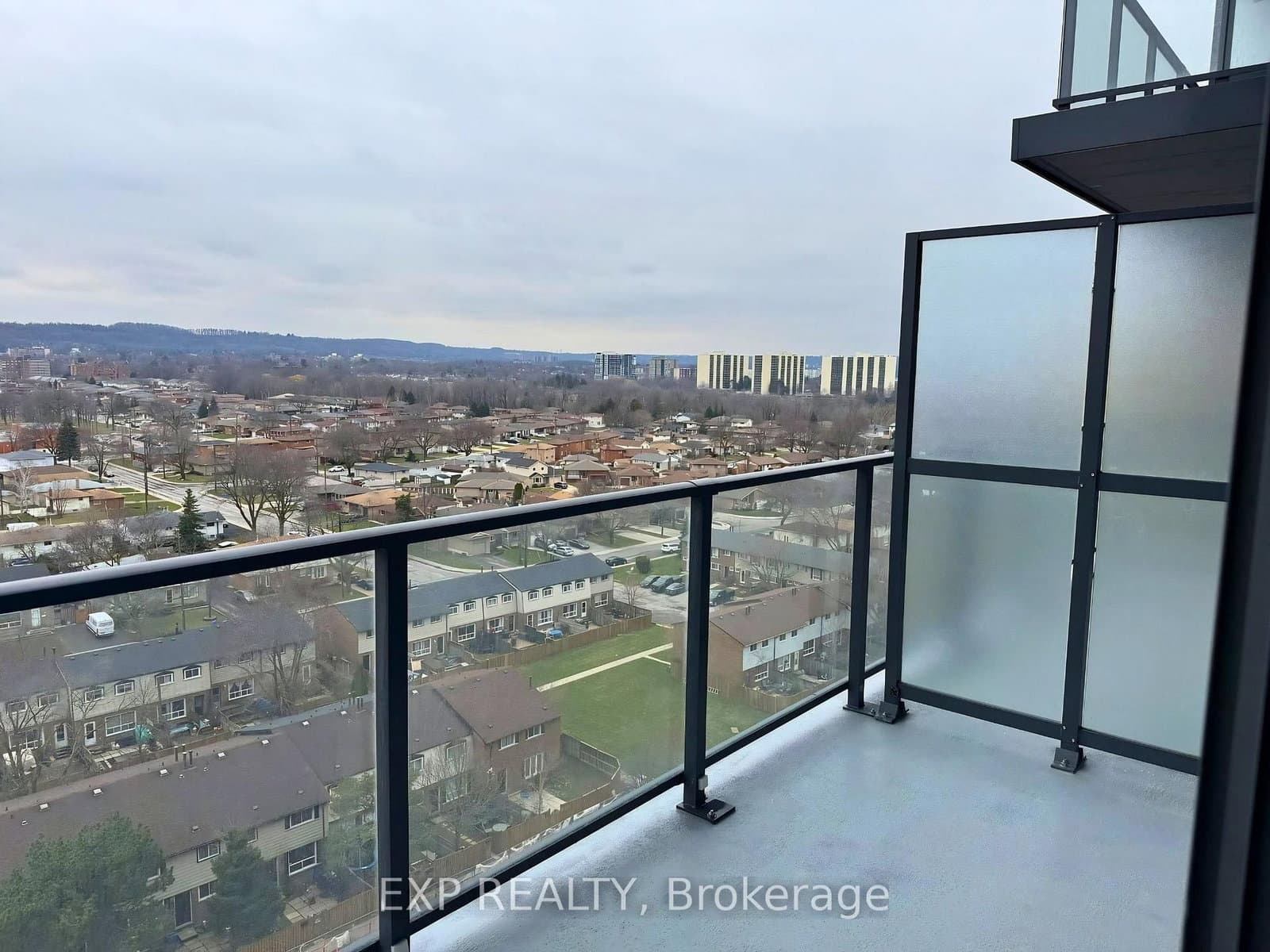 2782 Barton Street E, Unit 1019 thumbnail 3