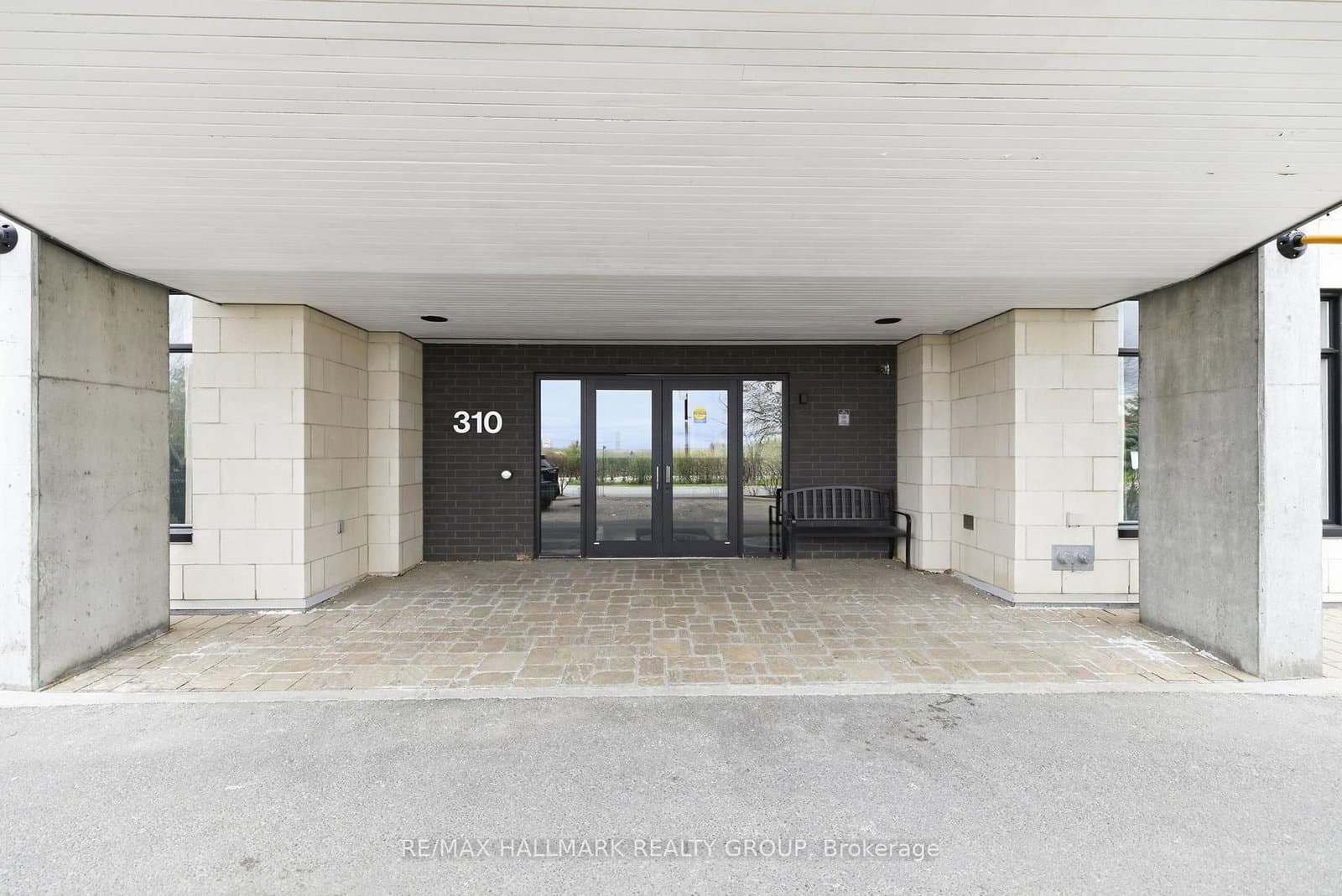 310 Centrum Boulevard, Unit 206 thumbnail 4