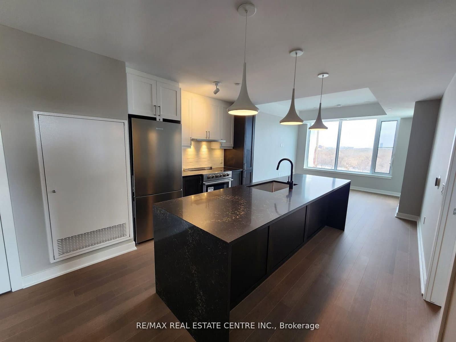 #608 - 360 DESCHATELETS Avenue